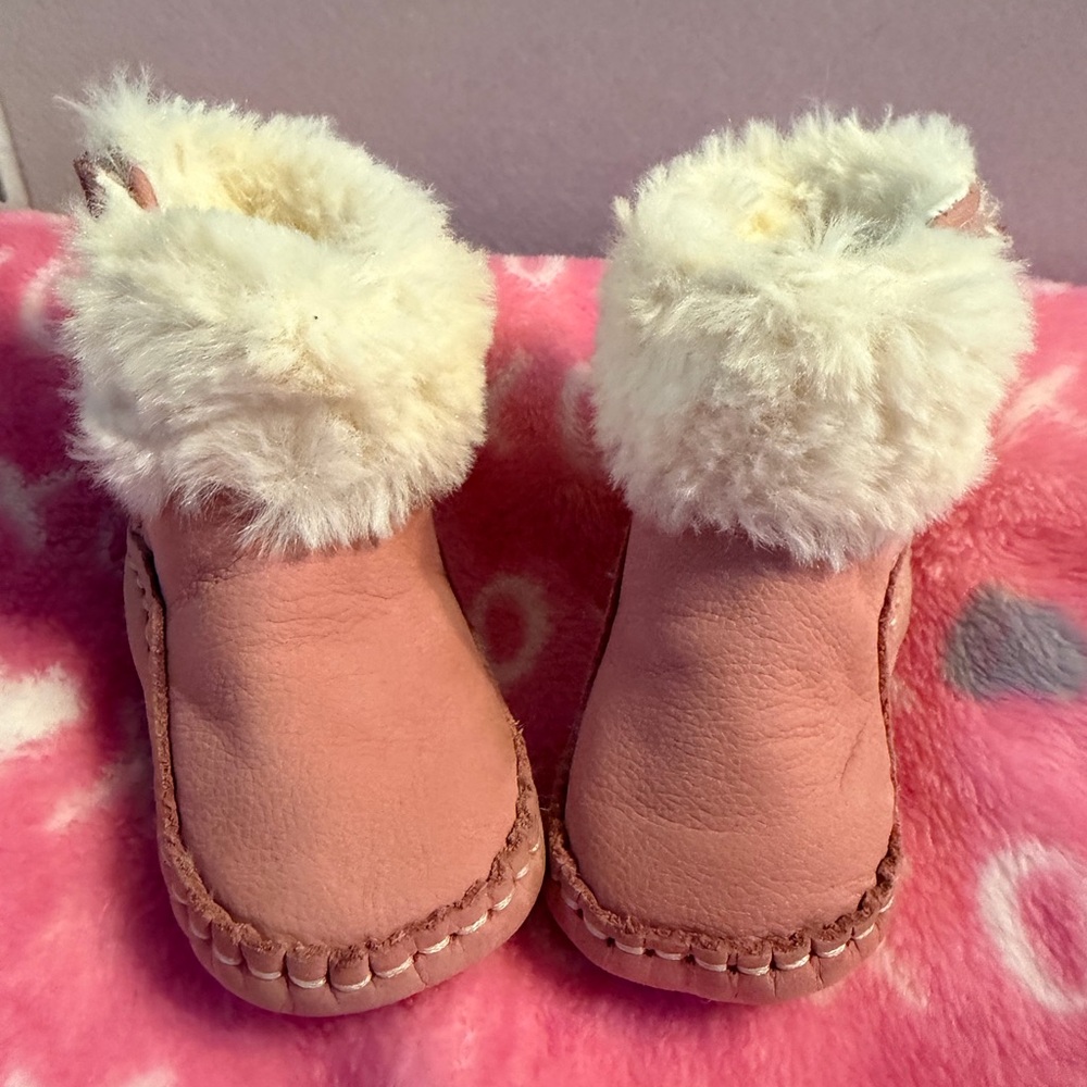 Clark’s Pink Faux Fur Trim Baby Booties